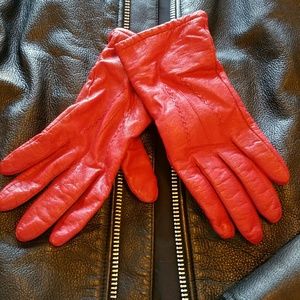 Womens Genuine Red Leather Gloves (small)